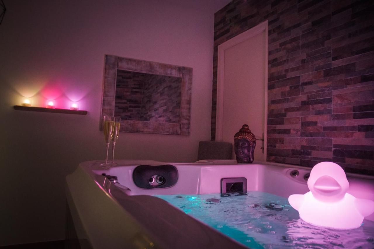 Suite Avec Jacuzzi Privatif Barcares Plage Ле Баркарес Экстерьер фото