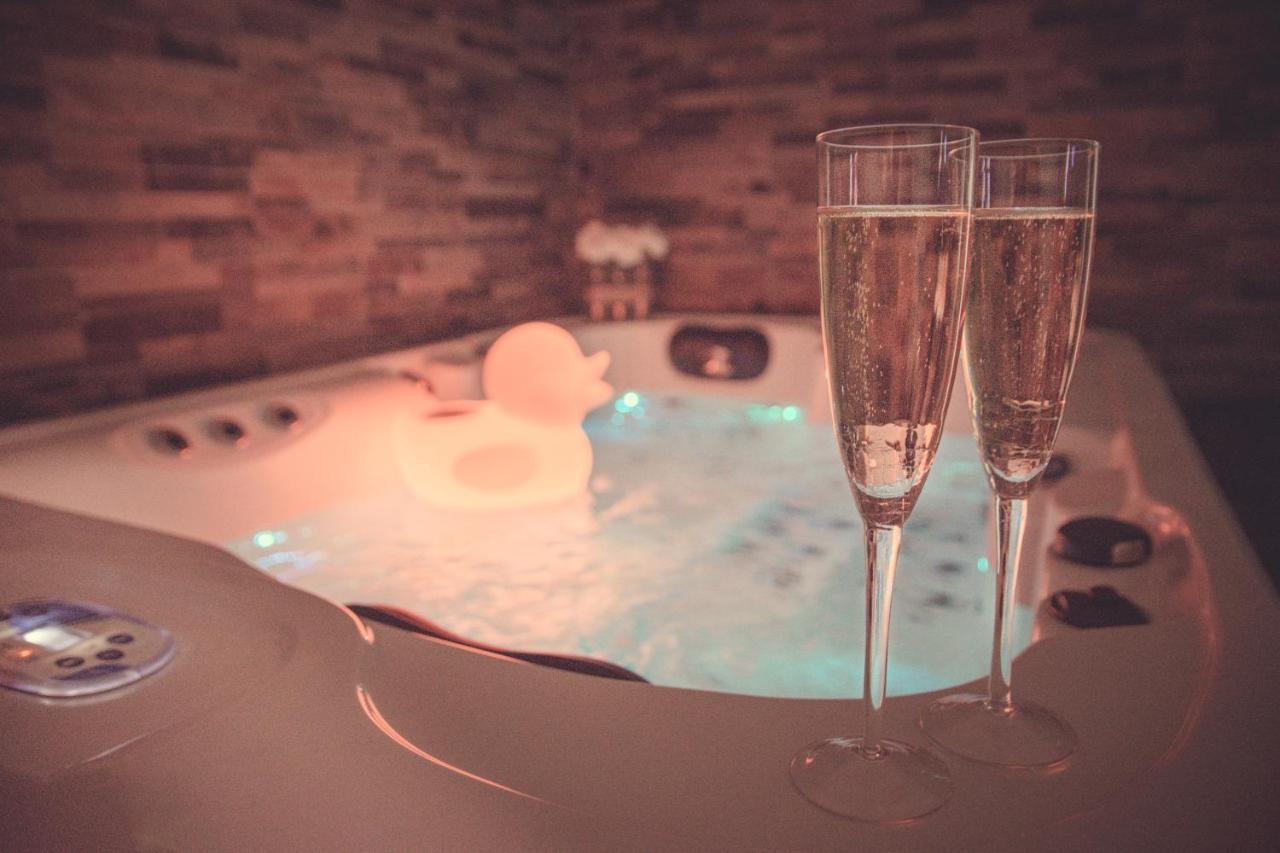 Suite Avec Jacuzzi Privatif Barcares Plage Ле Баркарес Экстерьер фото